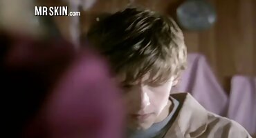 കപ്പലിലെ യാത്രക്കാർ നാവികരിൽ നിന്ന് ധാരാളം ബീജങ്ങൾ ശേഖരിച്ചു