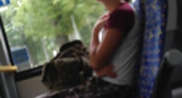 ഏഷ്യൻ സ്ട്രോക്ക് ഒരു ഇറുകിയ ദ്വാരം ഒരു വലിയ കോഴി