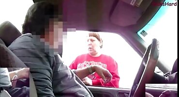 യുവതി അടിവസ്ത്രം ധരിച്ച് സ്റ്റോക്കിംഗും ലൈംഗികതയും