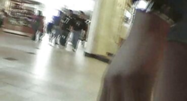 ചുവന്ന മുടിയുള്ള ഫെറ്റിഷിസ്റ്റ് സ്വകാര്യ റെക്കോർഡിംഗിനിടെ സ്വയംഭോഗം ഉപയോഗിച്ച് സ്വയം നശിപ്പിക്കുന്നു