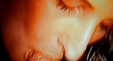 ഡോഗി സ്റ്റൈലിൽ ഡോഗി ശൈലി, കഴുതയിൽ കോഴിയിൽ നിന്ന് നെടുവീർപ്പിടുന്നു