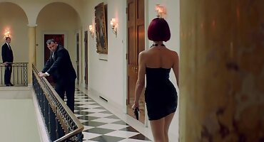 മനോഹരമായ ഏഷ്യൻ പെൺകുട്ടിയുടെ ബൊഒദൊഇര് ലെ ലൈംഗിക ആചാരങ്ങൾ