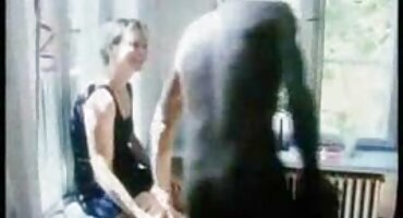 റഷ്യൻ ഹോട്ട് അനലോഗ് സ്നേഹിക്കുന്ന ഒരു ജർമ്മൻ ആശയക്കുഴപ്പത്തിലാക്കി