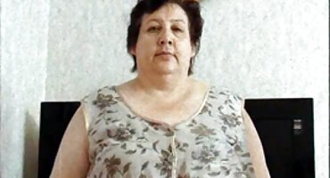 ലൈംഗിക ഓഫർ ഉപയോഗിച്ച് സഹോദരൻ നാണംകെട്ട സഹോദരി കിടക്കയിൽ