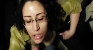 അമ്മാവന്റെ ഇണചേരൽ അക്ഷരാർത്ഥത്തിൽ ഉണ്ടാക്കിയ