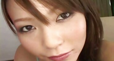 ഭർത്താവ് ഭാര്യയുടെ കഴുതയെ തന്റെ കോഴി കൊണ്ട് പോളിഷ് ചെയ്യുകയും അനസിൽ ശുക്ലം ഒഴിക്കുകയും ചെയ്യുന്നു