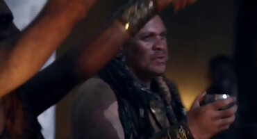 കറുത്ത സ്റ്റോക്കിംഗിൽ വലിയ കഴുത പെൺകുട്ടി സ്വകാര്യ ഒരു ഡയലോഗ് ഇരുന്നു