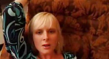 ചേച്ചി അമ്പിളിയുടെ മുലകൾ ചേട്ടന് കാണിച്ചു കൊടുത്തു എന്നിട്ട് ചോദിച്ചു