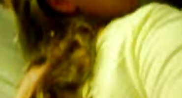 സ്കിൻ ബിയോണ്ട ബ്ലോണ്ടിന് കറുത്തവരുടെ ഒരു കൂട്ടത്തിൽ നിന്ന് ശരീരത്തിൽ കം ഒരു കടൽ ലഭിക്കുന്നു