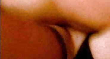 റെഡ്ഹെഡ് ബെല്ല റോസ്സി രസകരമാണ് ശക്തമായ കോഴികൾ ഗ്യാങ് ബാംഗ്