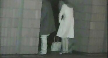 അവൾക്ക് ഭർത്താവിനെ വശീകരിക്കാൻ കഴിഞ്ഞില്ല, അനുയോജ്യമായ ഒരു കാമുകനെ കണ്ടെത്തി