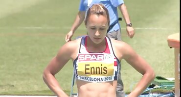 റെഡ്ഹെഡ് സ്ലട്ട് ഒരു ഡ്യൂഡ്, നായ സ്റ്റൈൽ