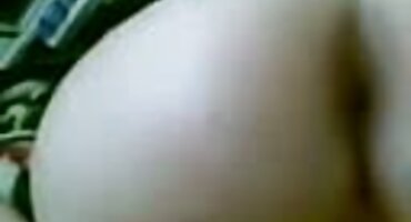 He did not give തന്റെ ഭാര്യ ഒരു കുളി and took a ride for a hot fuck with him