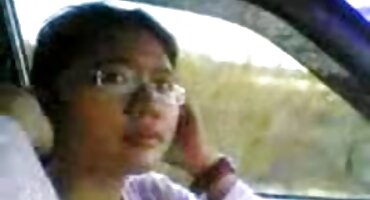 ഹോസ്പിറ്റലിൽ ഏഷ്യൻ വുമൺ കർവി മങ്