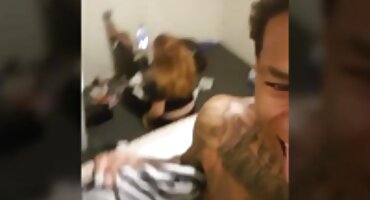 യുവ റഷ്യൻ ടൂറിസ്റ്റ് വിദേശത്ത് ഫക്ക് സ്നേഹിക്കുന്നു